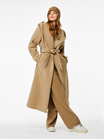 Coats, Jackets & Gilets