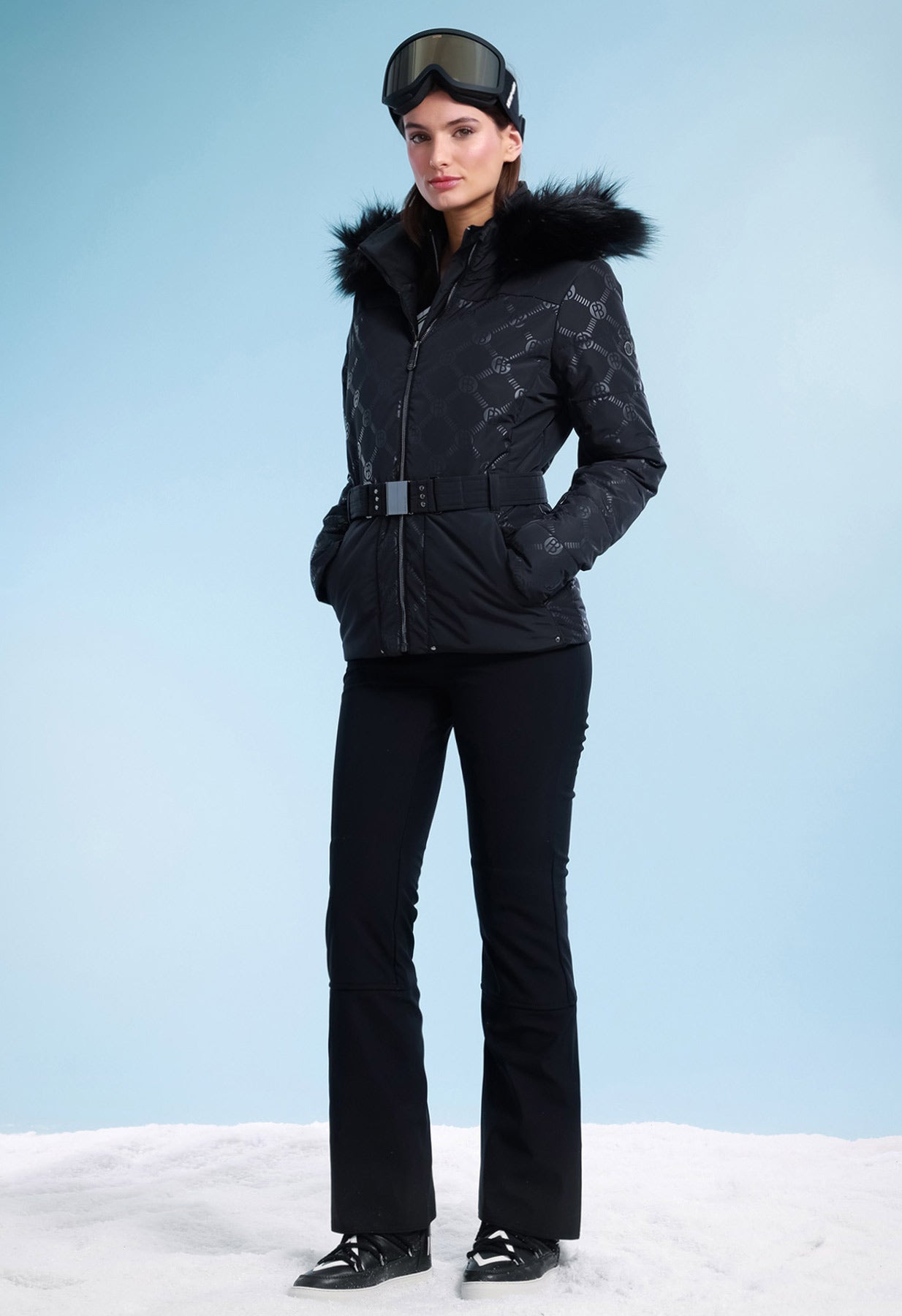 Poivre Blanc W23-1003 Ski Jacket in Black with faux fur trim