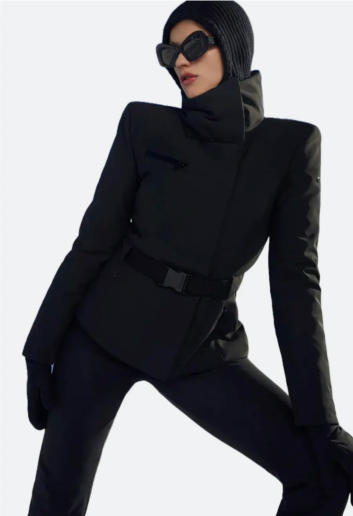 Goldbergh Elegante Belted Ski Jacket in Black
