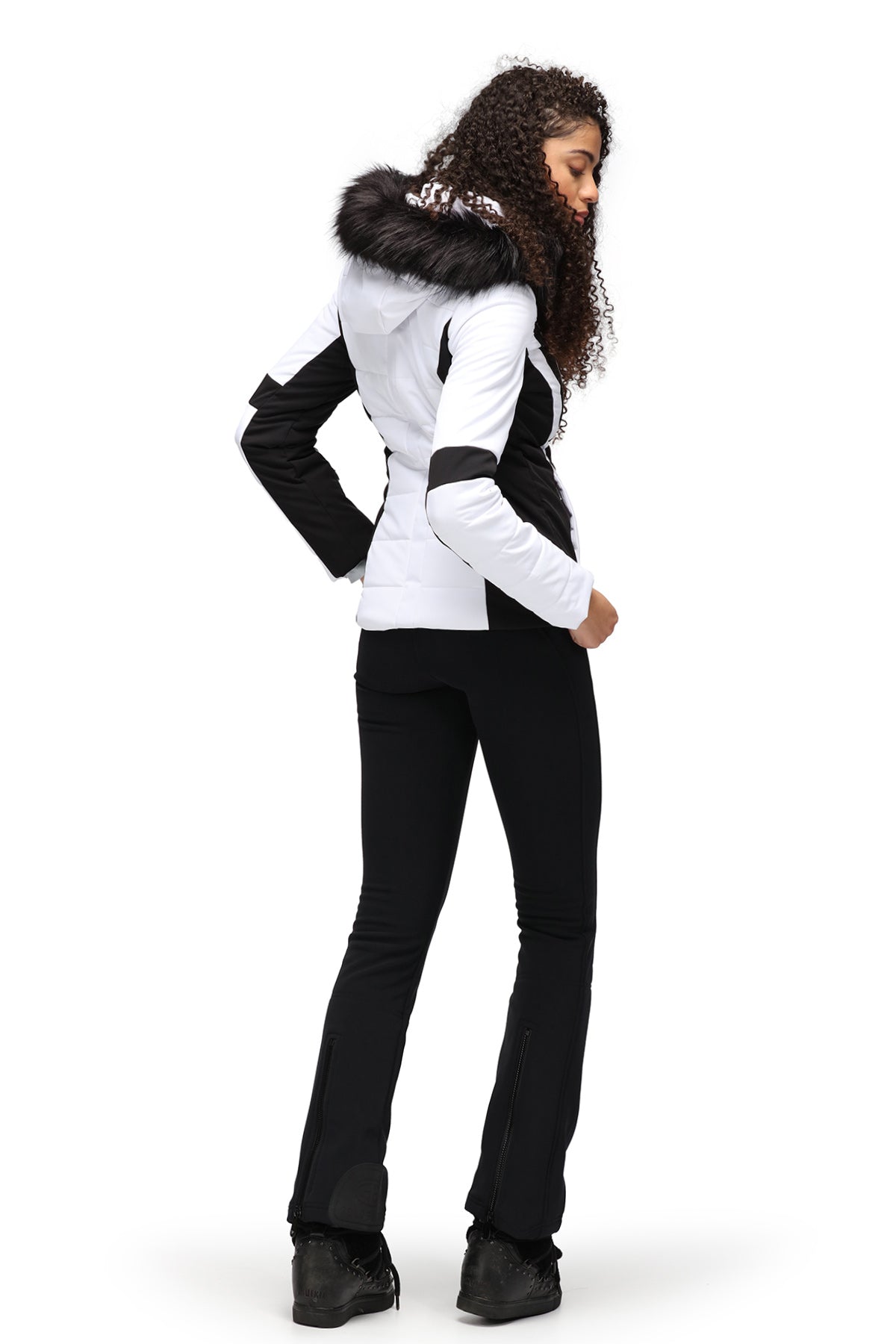 Poivre Blanc W23-0804 Ski Jacket in White and Black