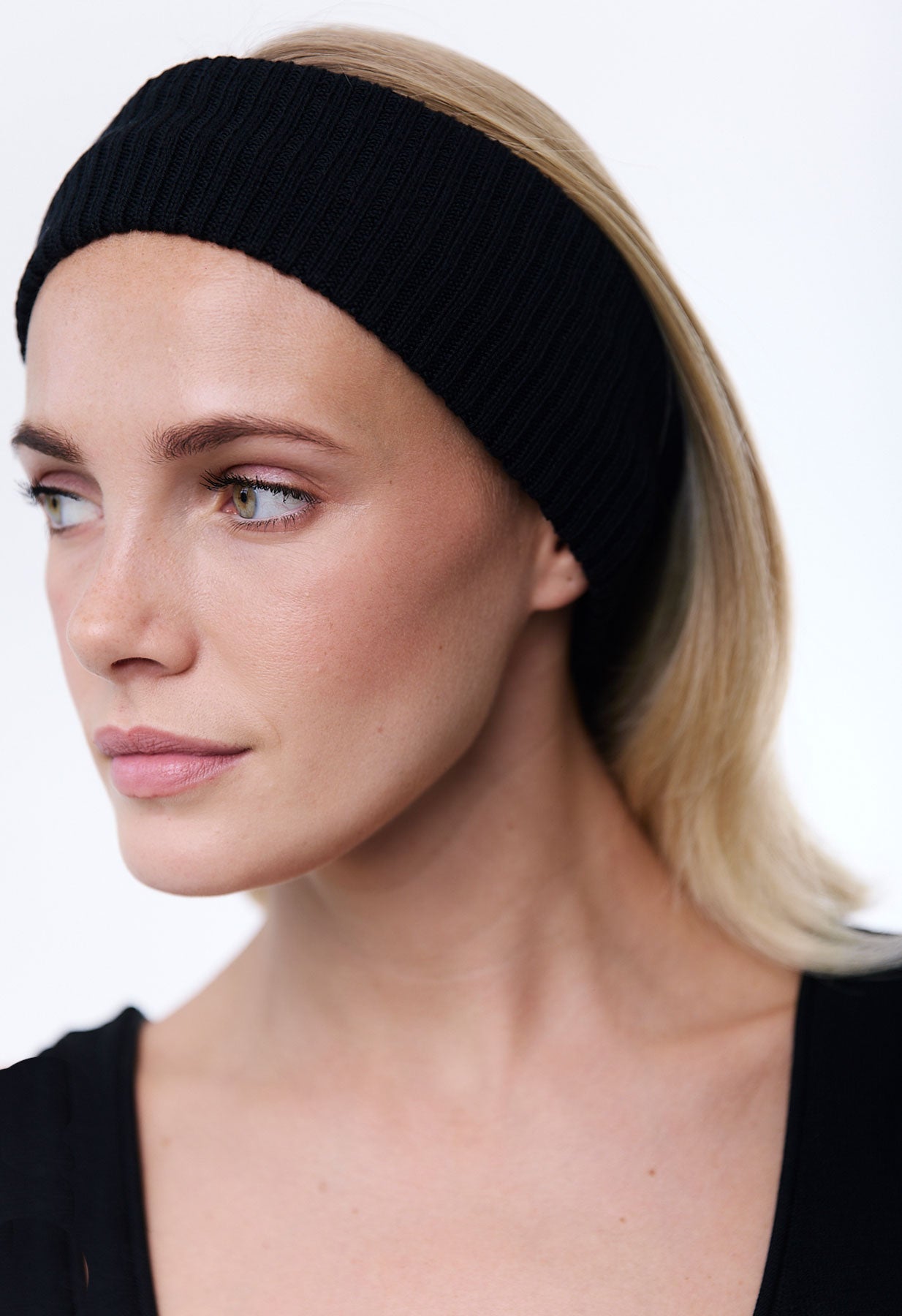 Linla Headband in Black