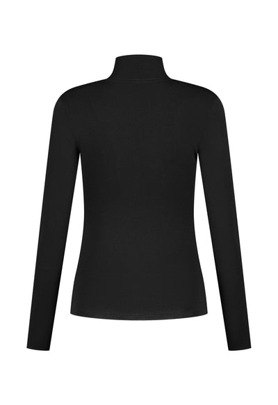 Nikkie Jolie Ski Turtle Neck in Black