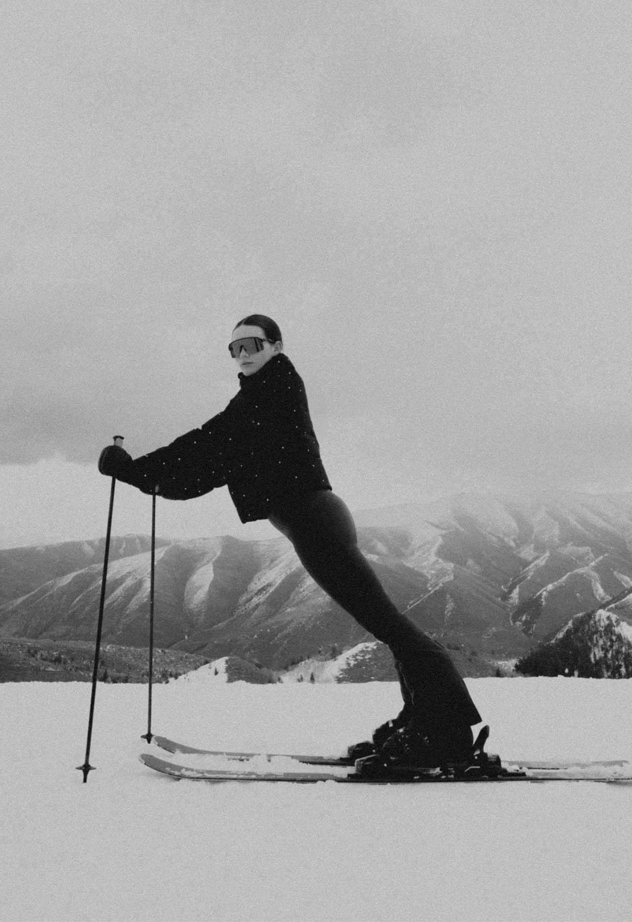 Nikkie Gumeko Ski Jacket in Black