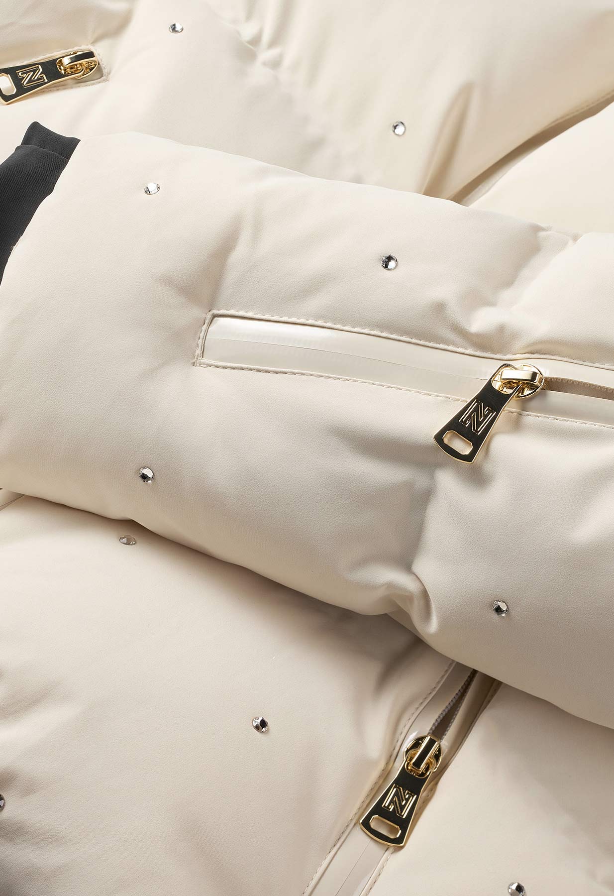 Nikkie Gumeko Ski Jacket in Cream