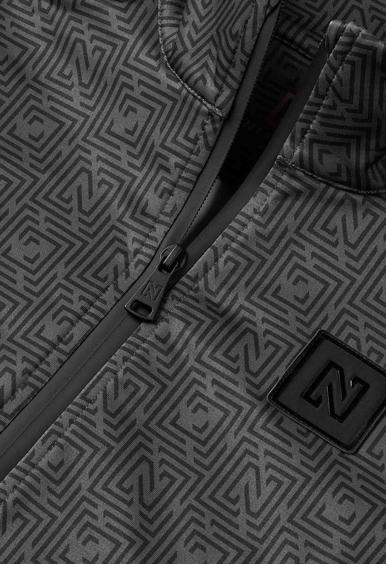 Nikkie Nantes Ski Logo Pully in Black