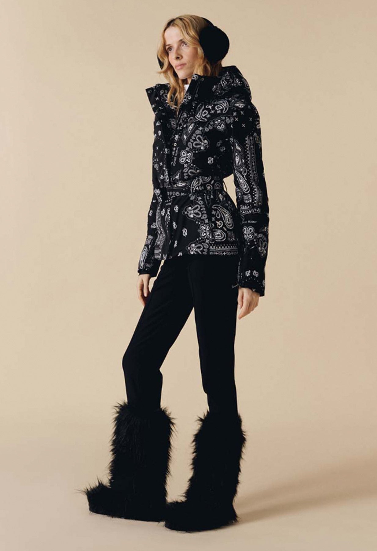 Poivre Blanc Joana Ski Jacket in Black Paisley